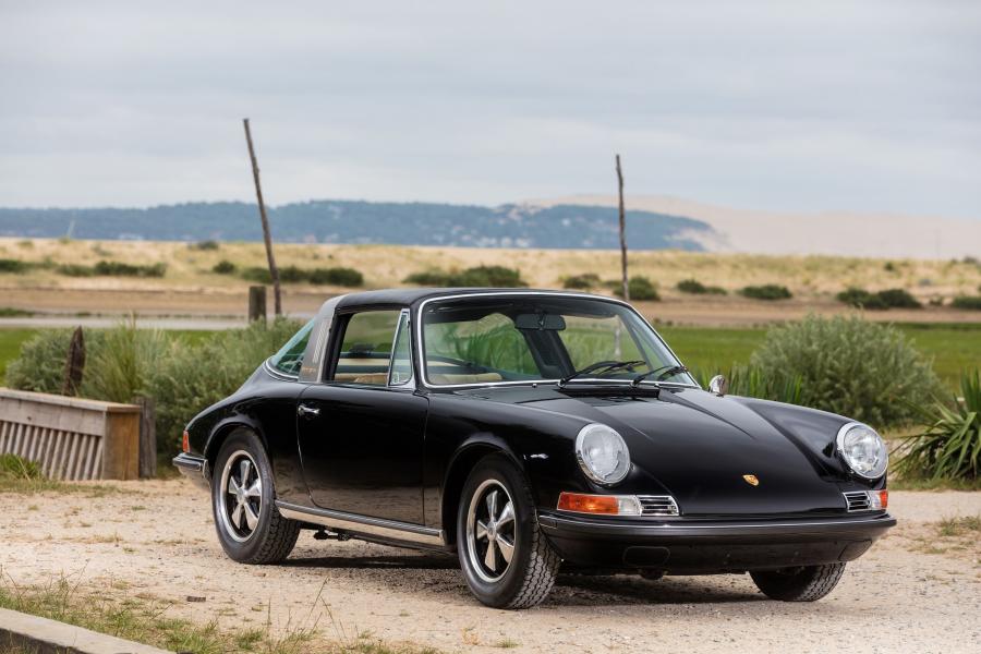  Porsche 911 S 2.2 Targa (911) 1969 года  (фото 40 из 42)